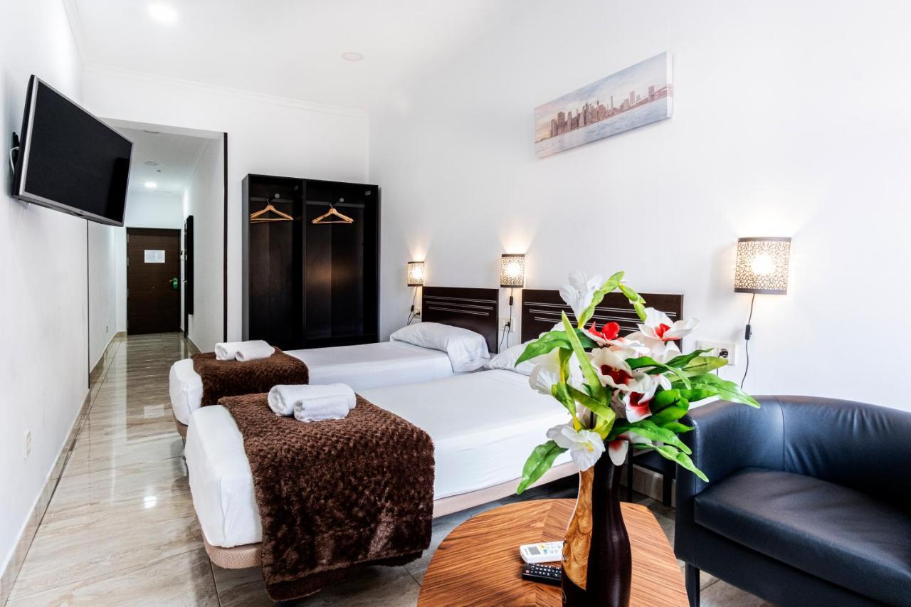 โอสตัล รินกอน เด ซอล Hotel มาดริด ภายนอก รูปภาพ