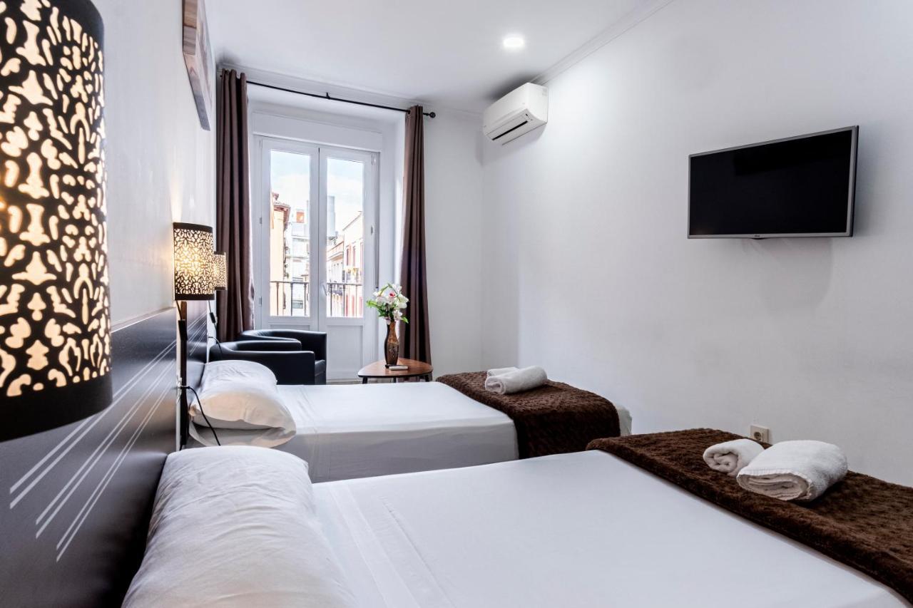 โอสตัล รินกอน เด ซอล Hotel มาดริด ภายนอก รูปภาพ