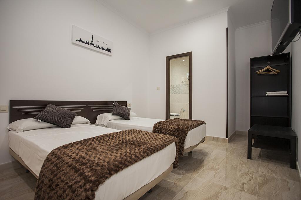 โอสตัล รินกอน เด ซอล Hotel มาดริด ภายนอก รูปภาพ